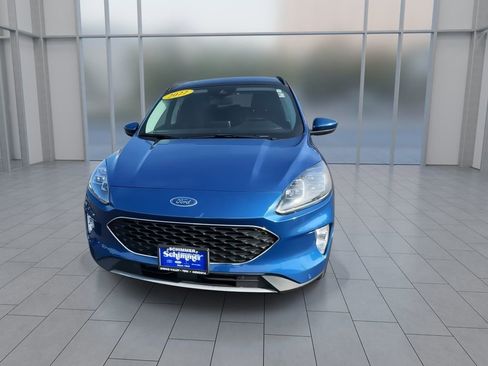 Used 2022 Ford Escape Titanium w/ Class II Trailer Tow Package image 4