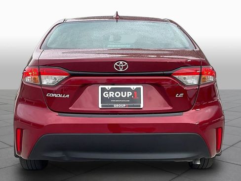 Used 2026 Toyota Corolla LE FWD image 5