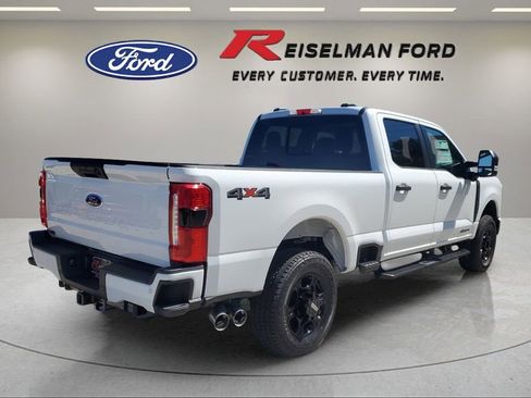 New 2026 Ford F250 XL w/ STX Appearance Package AWD/4WD image 4