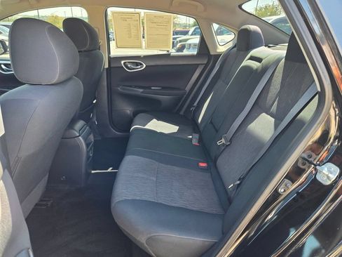Used 2015 Nissan Sentra SV FWD image 24