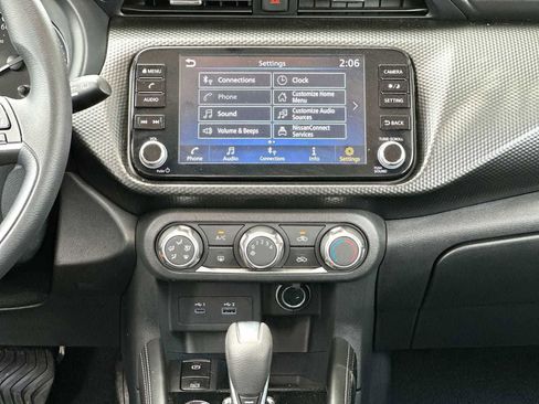 Used 2024 Nissan Kicks SV image 26