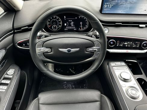 Used 2024 Genesis GV70 2.5T w/ Advanced Package image 14