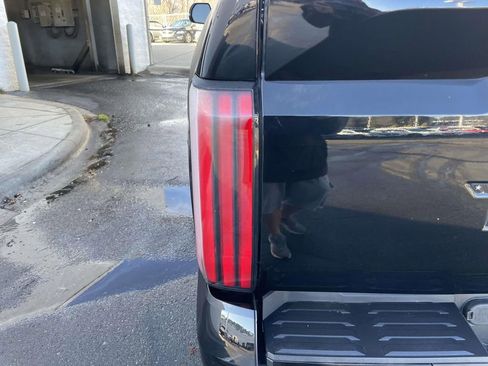 Used 2023 Toyota Tundra Platinum image 17