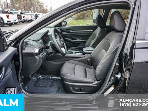 Used 2023 Nissan Altima 2.5 SV image 18