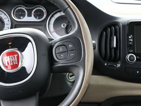 Used 2014 FIAT 500L Lounge image 30