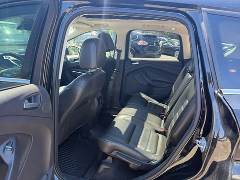 Used 2017 Ford Escape Titanium AWD/4WD image 28