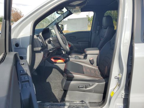 New 2026 Nissan Frontier PRO-4X w/ Pro Premium Package image 9