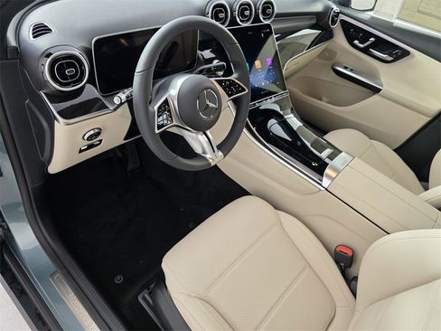 New 2026 Mercedes-Benz GLC 300 image 7