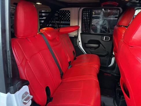 Used 2018 Jeep Wrangler Unlimited Sport S image 14