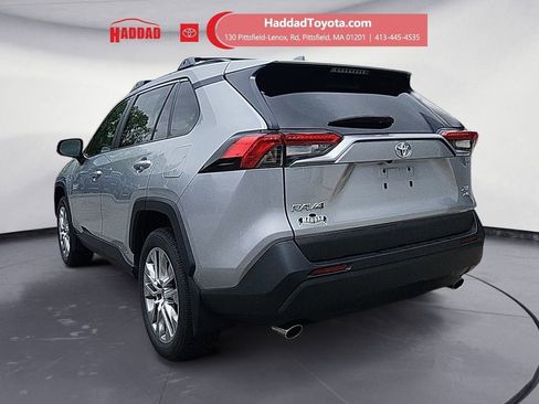 Used 2023 Toyota RAV4 XLE Premium AWD/4WD image 3