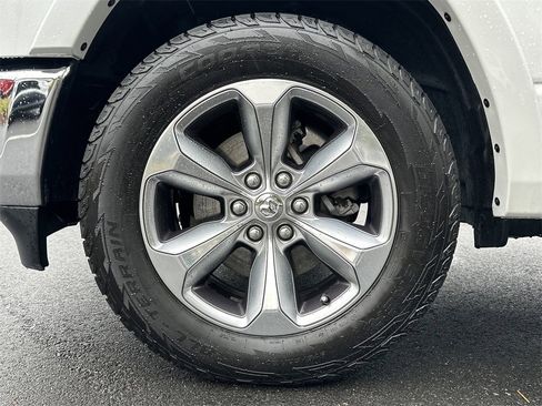 Certified 2022 RAM 1500 Limited image 13