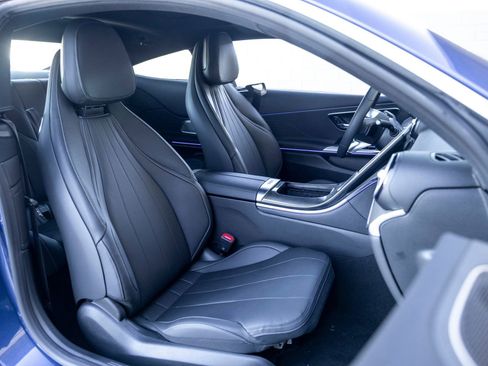 Used 2024 Mercedes-Benz CLE 300 4MATIC Coupe image 20