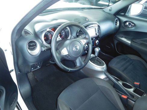 Used 2016 Nissan Juke SV w/ Technology Package AWD/4WD image 13