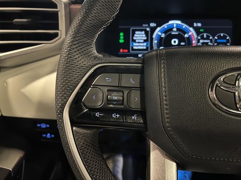 Used 2024 Toyota Sequoia Capstone image 13