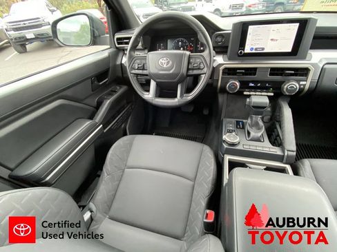 Certified 2025 Toyota Tacoma SR5 AWD/4WD image 28