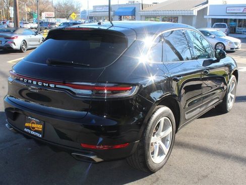 Used 2020 Porsche Macan AWD/4WD image 3