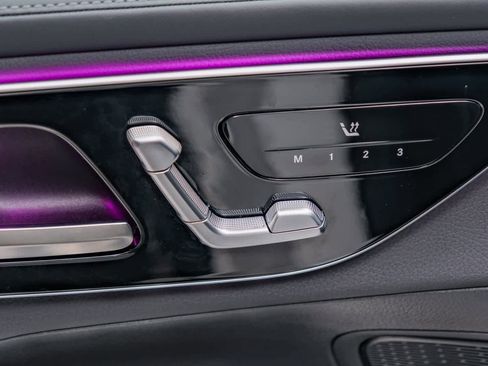 Certified 2025 Mercedes-Benz GLC 300 GLC 300 image 20