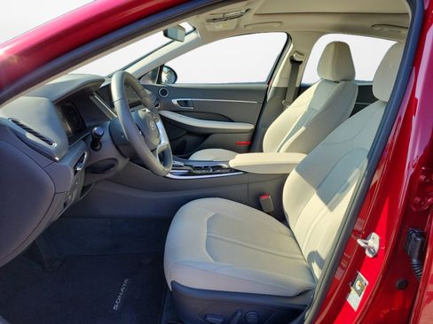 Used 2023 Hyundai Sonata SEL w/ Convenience Package image 11