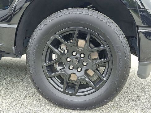 Certified 2025 Ford F150 STX w/ STX Black Appearance Package AWD/4WD image 26