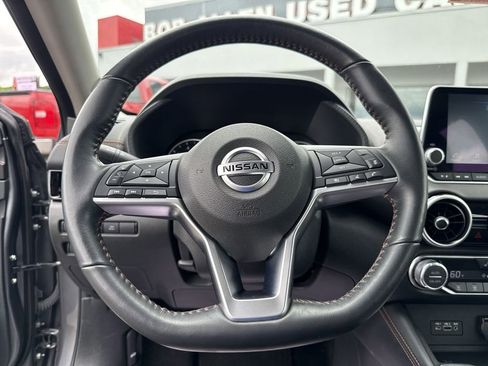 Used 2023 Nissan Sentra SR w/ SR Premium Package FWD image 23