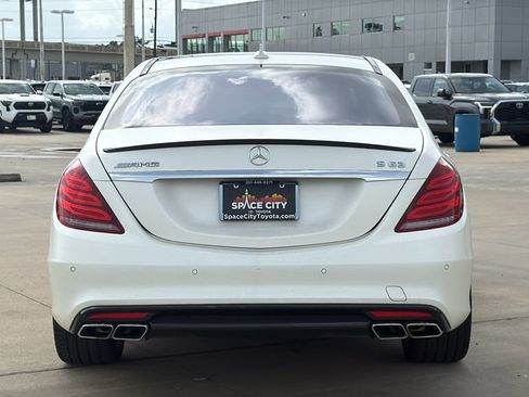 Used 2017 Mercedes-Benz S 63 AMG 4MATIC Sedan w/ Carbon Fiber Exterior Package image 4