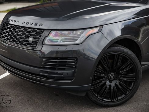 Used 2022 Land Rover Range Rover P525 Westminster Edition image 4