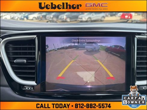 Used 2022 Chrysler Pacifica Touring-L FWD image 29