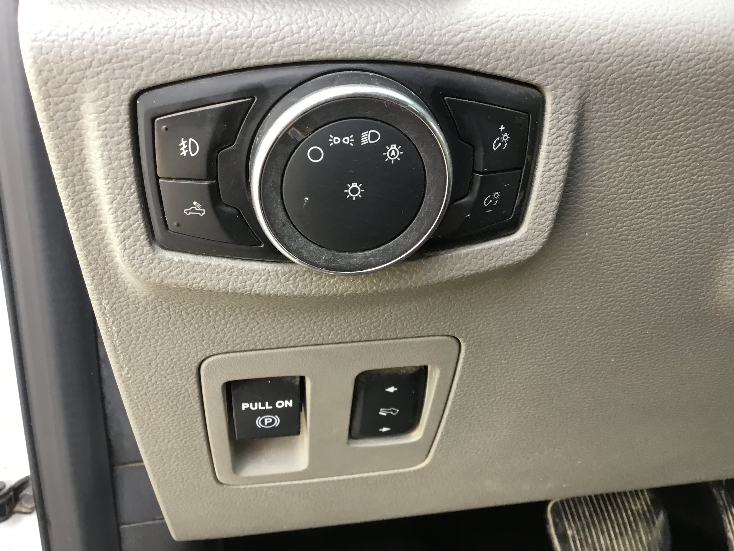 Used 2019 Ford F150 XLT w/ Equipment Group 301A Mid AWD/4WD image 15