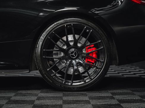 Used 2017 Mercedes-Benz C 63 AMG S image 15