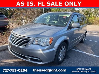 Used 2016 Chrysler Town & Country Touring w/ Driver Convenience Group