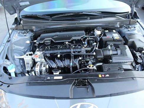 Used 2024 Hyundai Elantra SEL FWD image 29