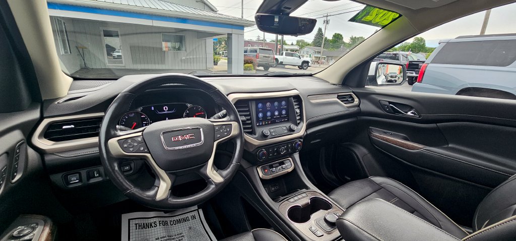 Used 2022 GMC Acadia Denali w/ GMC Pro Grade Package AWD/4WD image 15