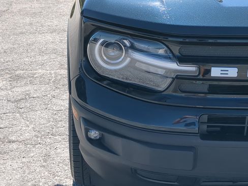 Certified 2023 Ford Bronco Sport Outer Banks AWD/4WD image 8