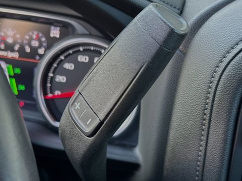 Used 2022 Chevrolet Silverado 1500 High Country w/ Z71 Off-Road Package image 33