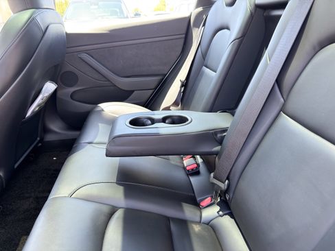 Used 2023 Tesla Model 3 Standard Range RWD image 18
