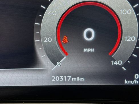 Used 2024 Nissan Ariya AWD image 19