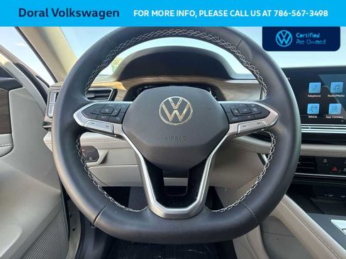 Certified 2024 Volkswagen Atlas SE image 15