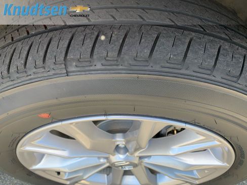 Used 2025 Honda CR-V EX-L image 10