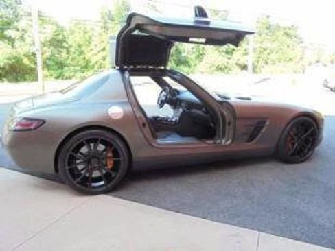 Used 2014 Mercedes-Benz SLS AMG GT Coupe image 4