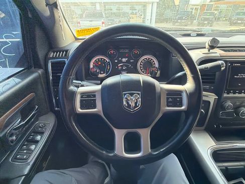 Used 2018 RAM 3500 Laramie w/ Convenience Group AWD/4WD image 39