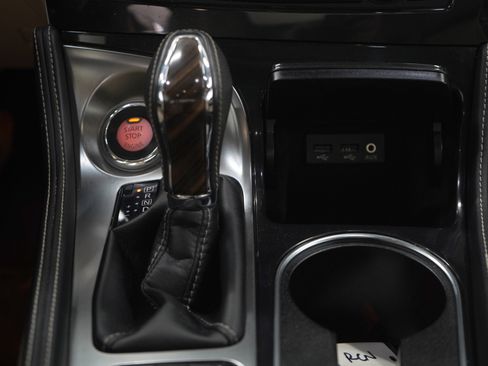 Used 2016 Nissan Maxima Platinum image 16