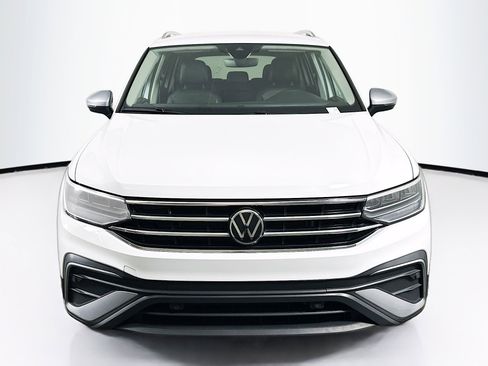 Used 2024 Volkswagen Tiguan Wolfsburg Edition image 2