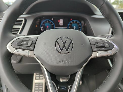 New 2026 Volkswagen Atlas Cross Sport SEL R-Line image 42