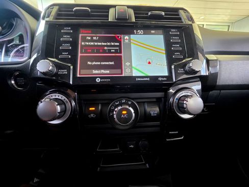 Used 2021 Toyota 4Runner TRD Off-Road Premium w/ Moonroof Package AWD/4WD image 47