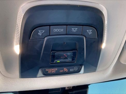 Used 2024 Toyota Corolla LE image 32