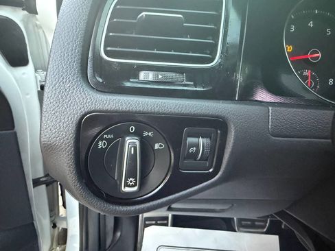 Used 2017 Volkswagen GTI S image 22