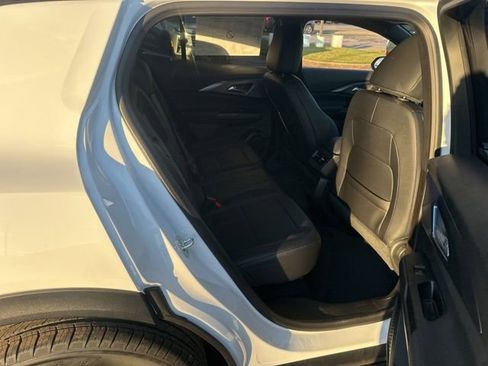 New 2026 Chevrolet Equinox EV LT image 32