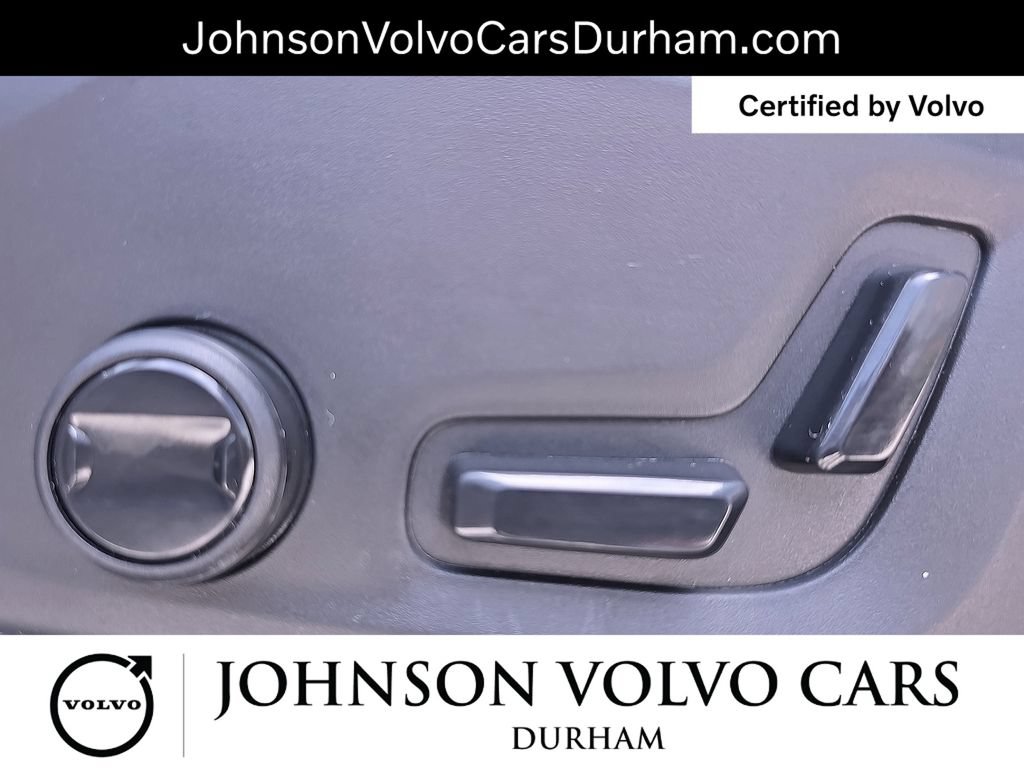 Used 2025 Volvo XC90 B5 Core AWD/4WD image 41