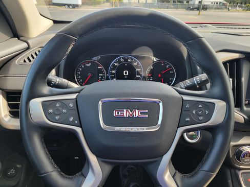 Used 2024 GMC Terrain Denali w/ Denali Premium Package AWD/4WD image 22