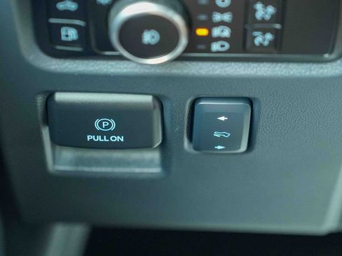 Certified 2024 Ford F150 Lariat AWD/4WD image 31